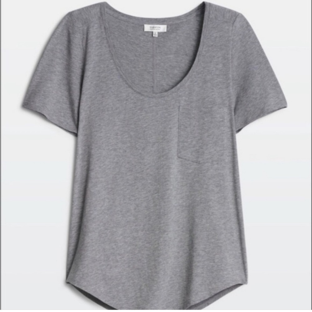 BABATON • ARITZIA SCOOP NECK TSHIRT